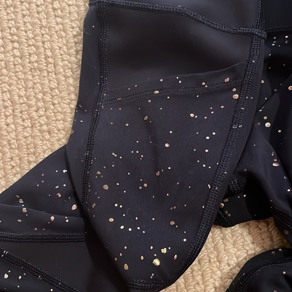 GapFit sculpt revolution s regular 3/4 gold speck navy - Picture 4 of 6